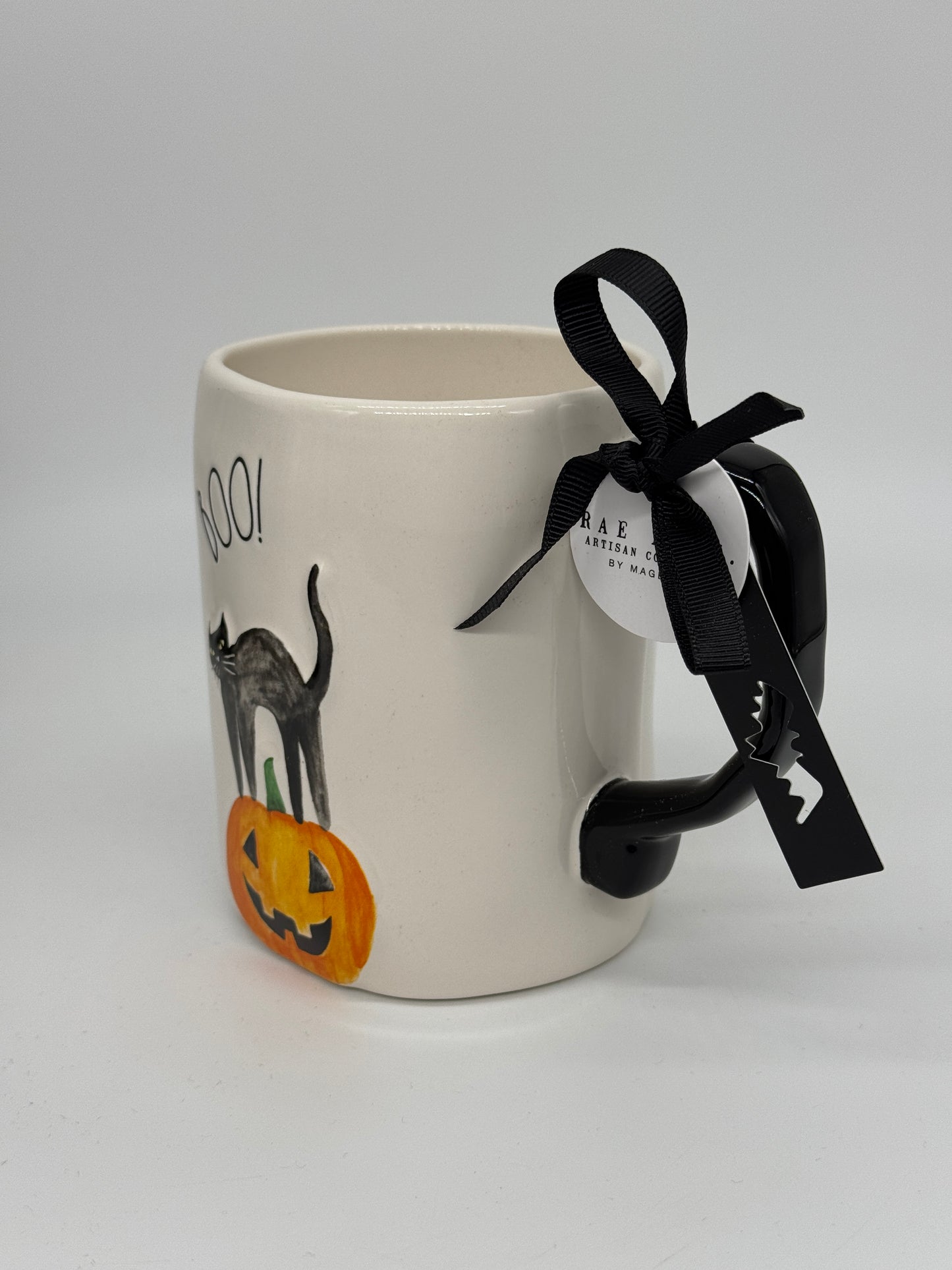 Rae Dunn Tasse "Boo!" Halloween Kaffeebecher Artisan Collection by Magenta (2024)