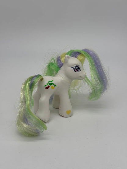 My Little Pony "Keen Bean Rainbow Pony Baby" Bonus G3 Pony mit Hufmagnet (2005)