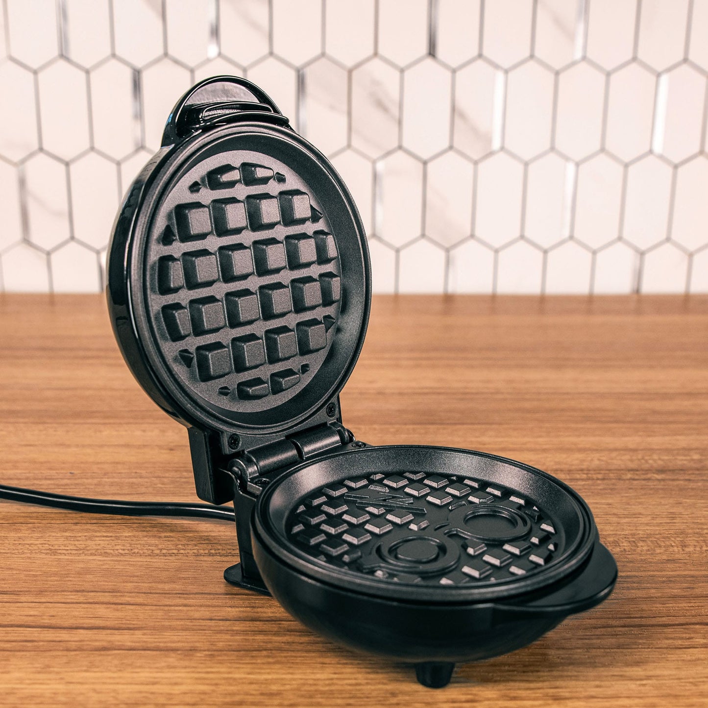 Harry Potter "Logo Waffeleisen" Waffle Maker Blitz Narbe & Harry Potter Brille (2024)